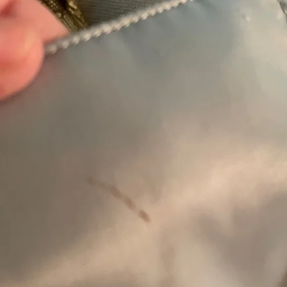 PINK Victoria's Secret Beige Travel Bag in EUC - Picture 12 of 16